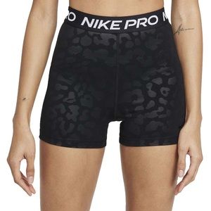 Nike Pro 3 in. shorts, high-waisted! Size M